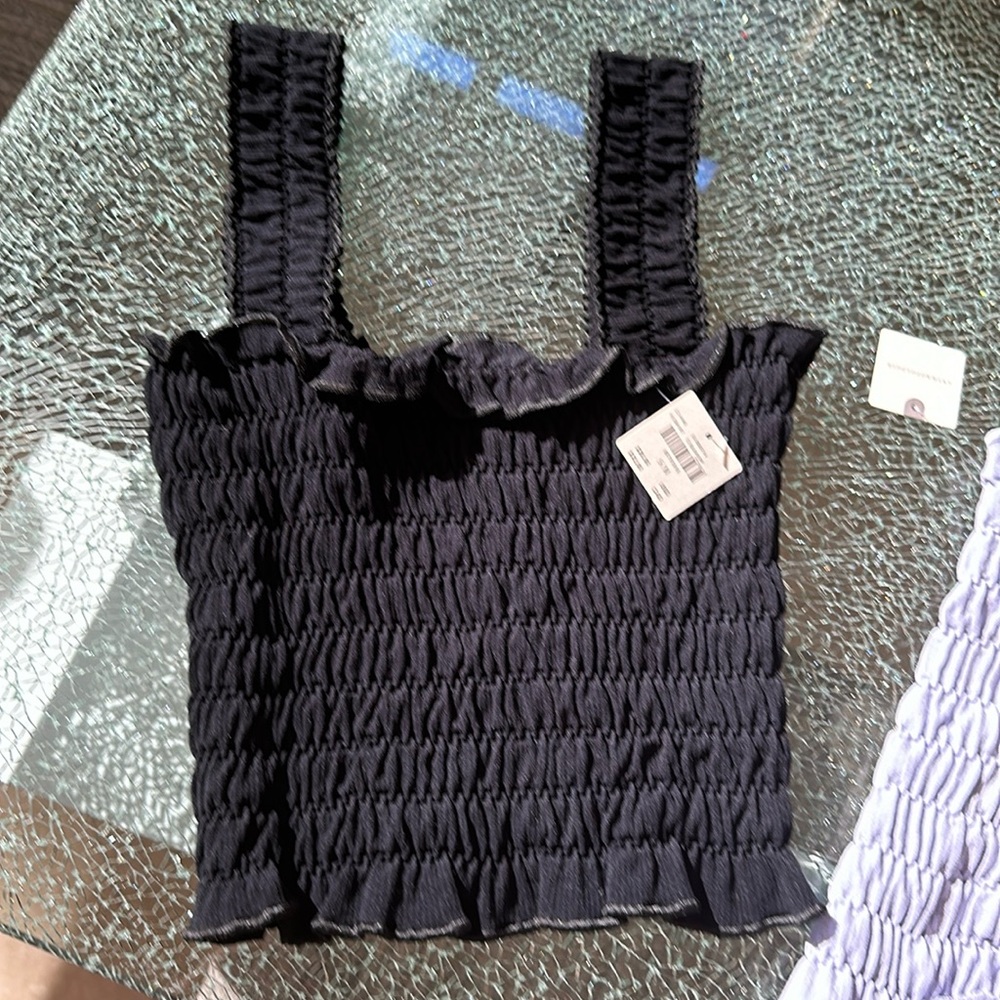 BLACK ANTHROPOLOGIE CROPPED TOP S/M NWT